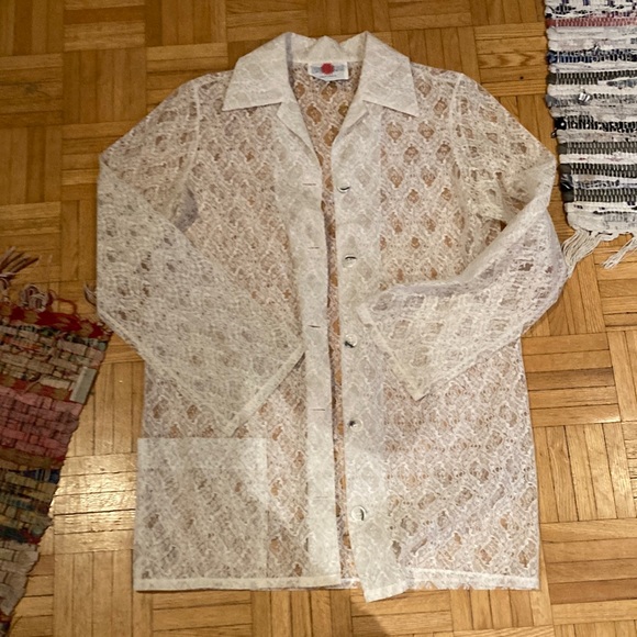 Vintage lace blouse - Picture 2 of 2